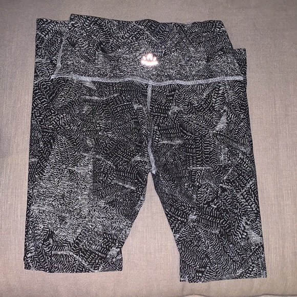 Beyond Yoga leggings - Picture 2 of 2